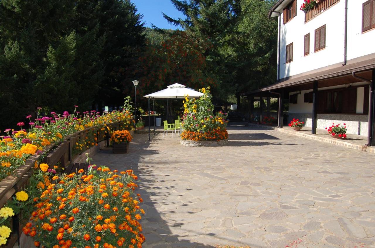 Hotel Lo Sciatore Cotronei Экстерьер фото